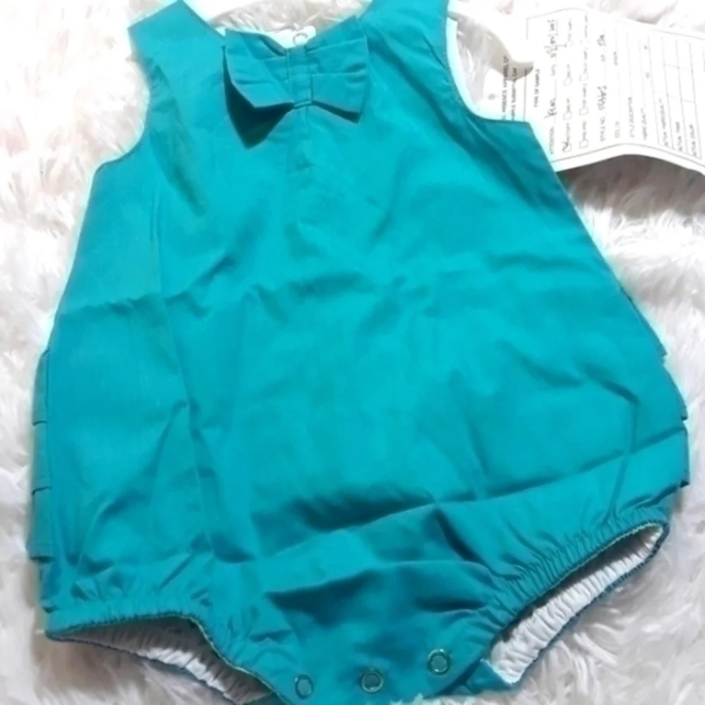 Nursery Rhyme Ruffled Bottom Romper-Size 0-3Months